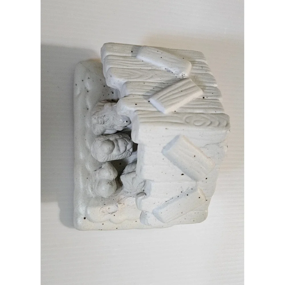Vintage White Ceramic Bisque Nativity Scene Figurine‎ Unpainted Manger